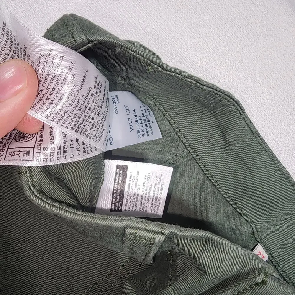 Levi's surplus straight Size 4 W27'' x L27'' women's
